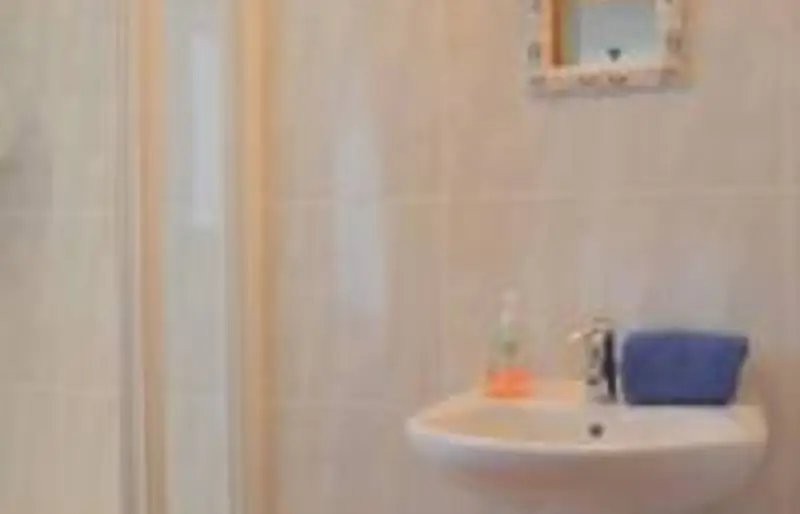 Bathroom basin